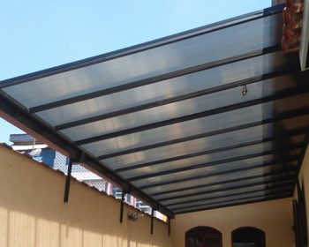 Resistência e Elegância: O Melhor em Toldos de Policarbonato em Guarujá, SP