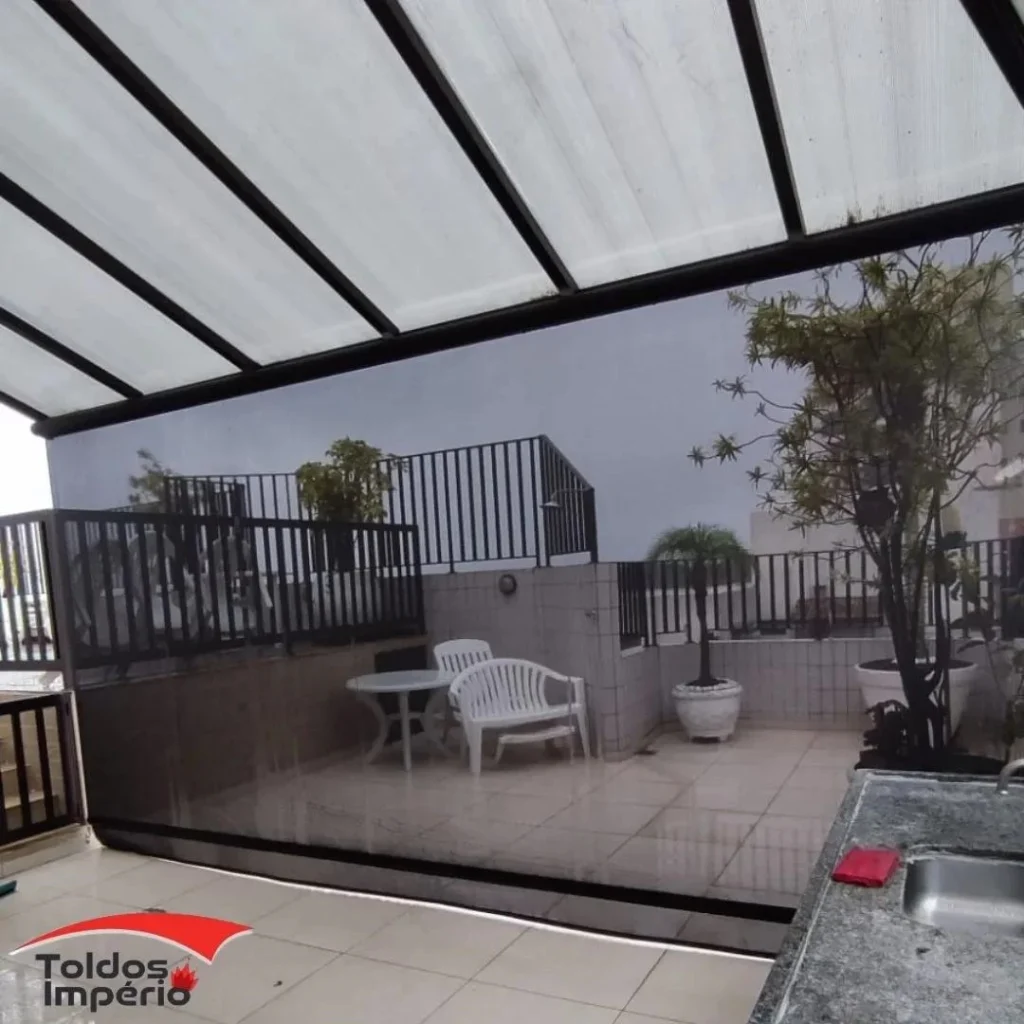 Toldos e Coberturas: A Solução Ideal para Conforto e Estilo em Casa e no Comércio 2