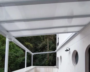 Descubra Por Que Toldos e Coberturas São Essenciais em Maresias, SP